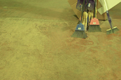 brooms19191418-1.jpg