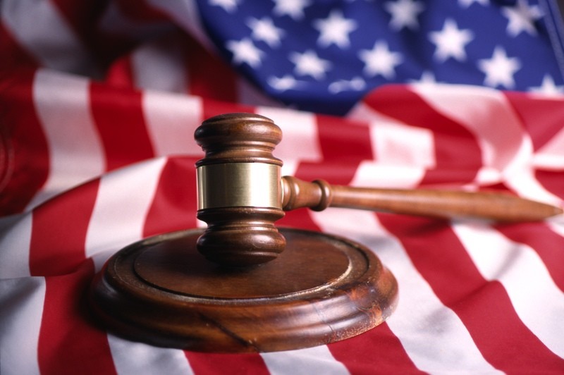 gavel10045010.jpg